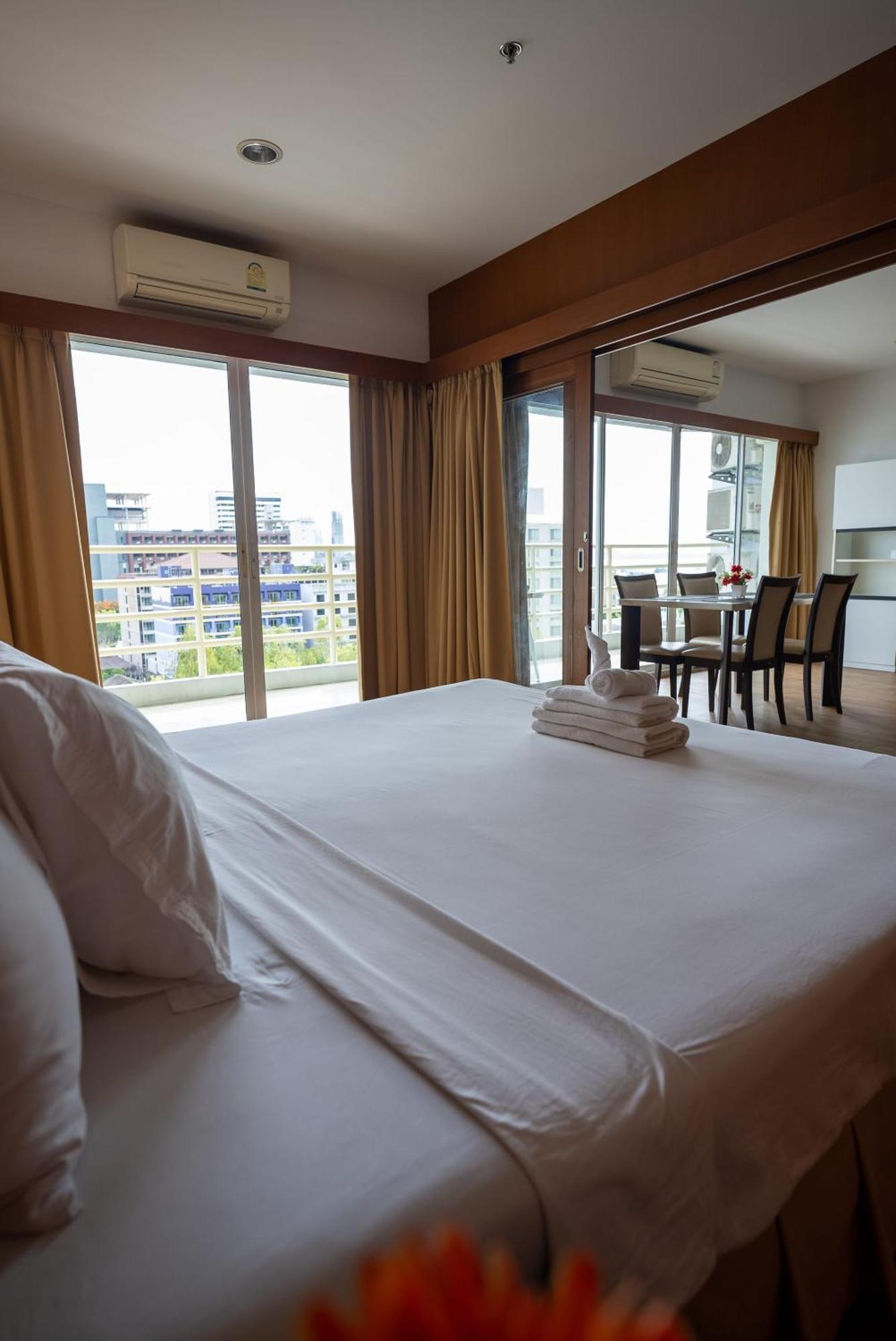Vtsix At View Talay 6 Hotel Pattaya Ngoại thất bức ảnh