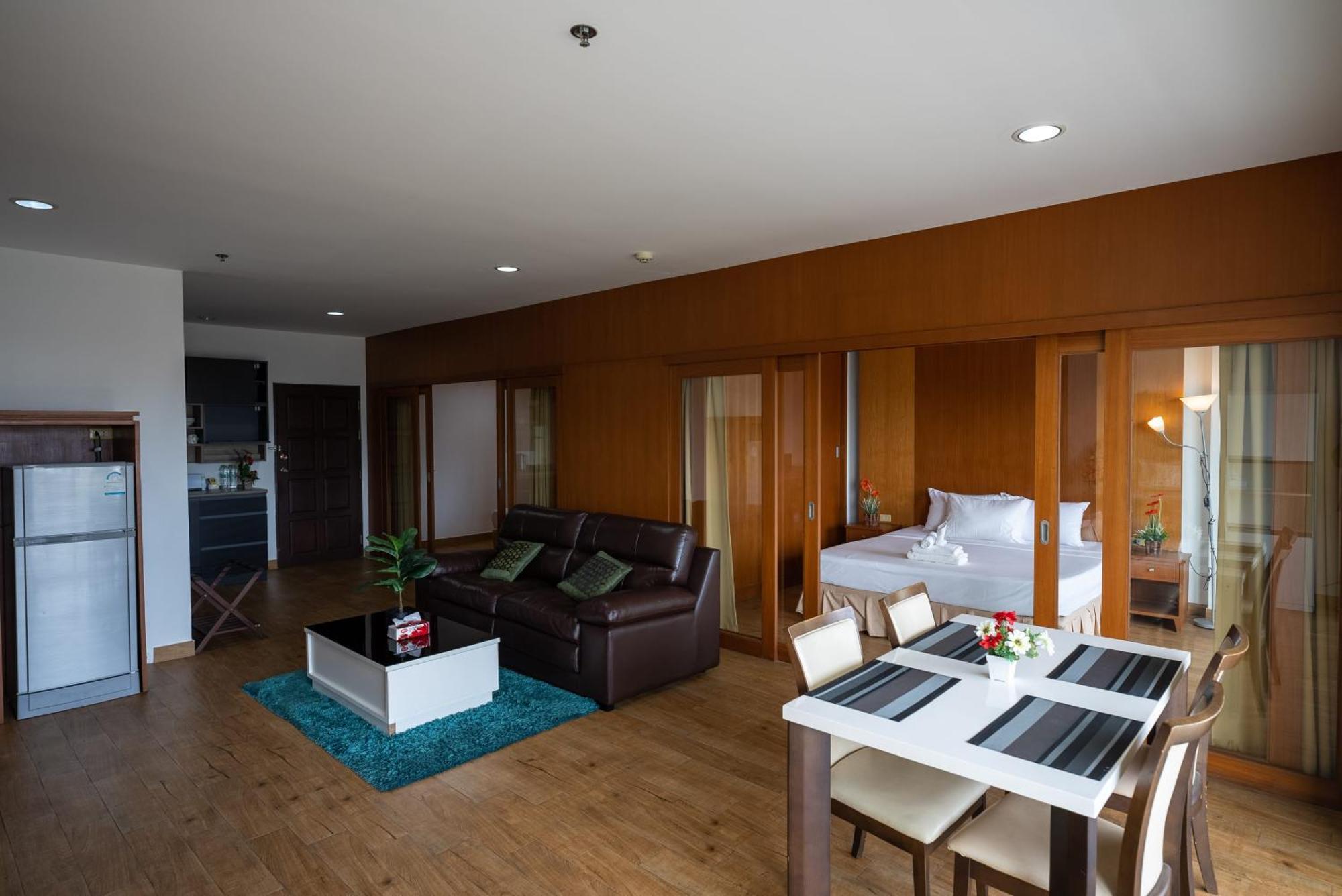 Vtsix At View Talay 6 Hotel Pattaya Ngoại thất bức ảnh