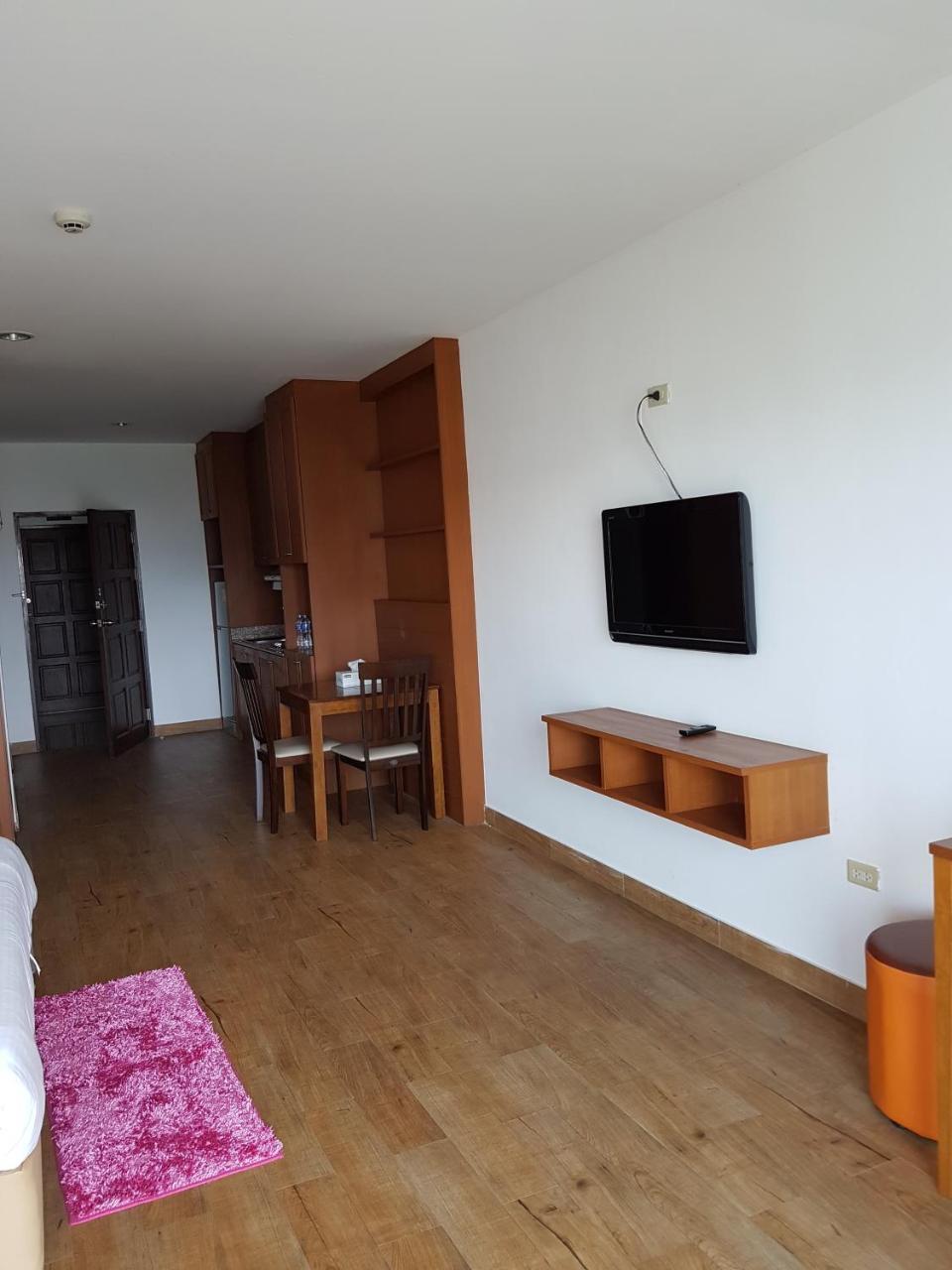 Vtsix At View Talay 6 Hotel Pattaya Ngoại thất bức ảnh